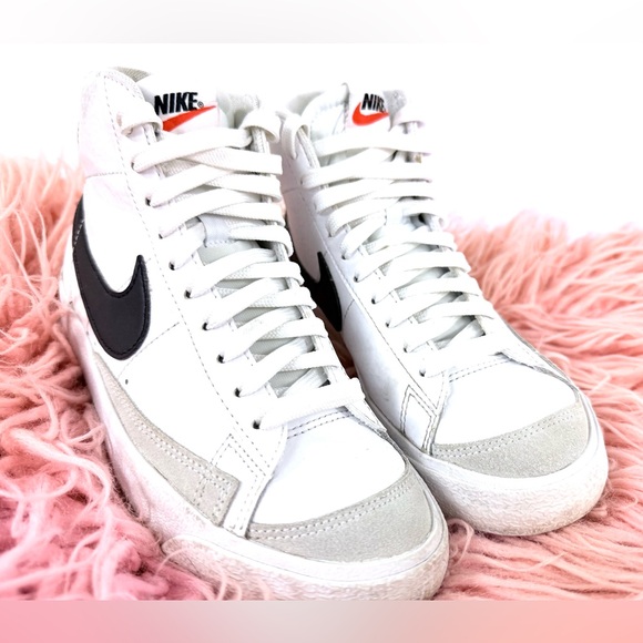 Nike Shoes - Nike Blazer Mid ‘77 SE Shoes